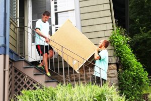 Find out the best way to carry heavy items safely and efficiently.