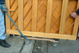 How to use a humpstrap when moving